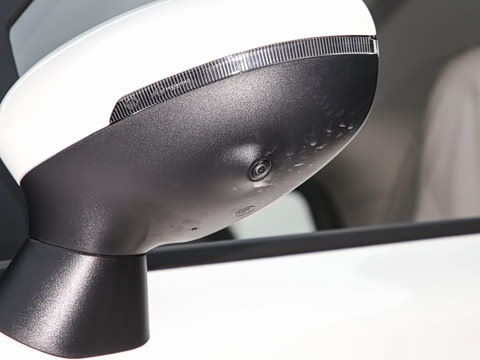 2025�� Mate 300km̤�˰�