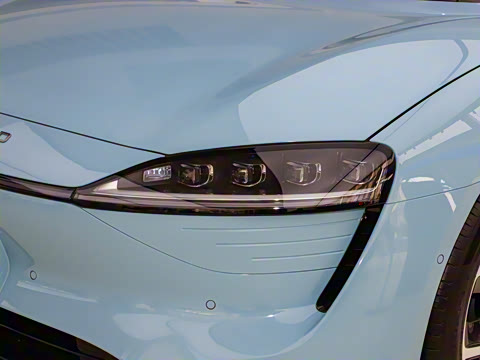 2025�� 855km Max