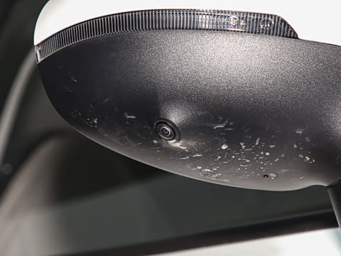 2025�� Mate 300km̤�˰�