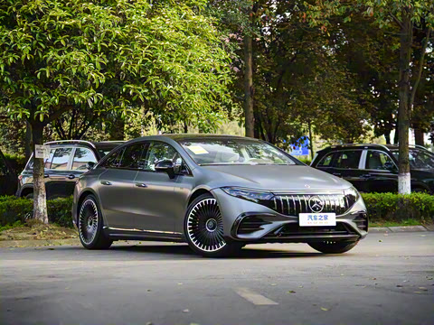 2023�� AMG EQS 53 4MATIC+