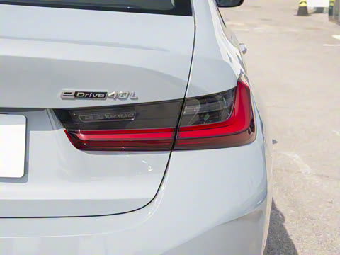 2025�� eDrive 40 L ��ҹ��װ