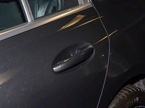 2025�� �Ŀ� C 260 L �˶���