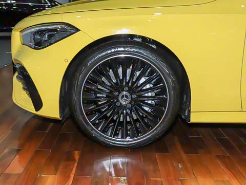 2025�� CLE 260 ���ܳ�