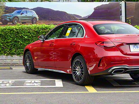 2025�� �Ŀ� C 260 L �˶���