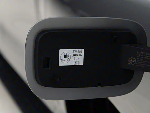 2025�� 2.0T�Զ�������Ӣ�� ����