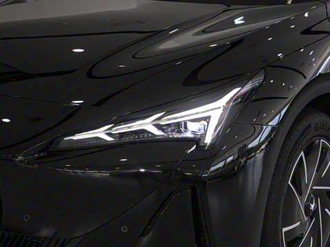 2025�� 560PRO 185kW