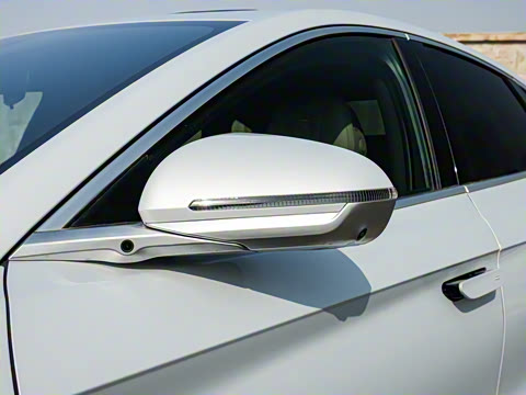 2025�� EV �Ǽݰ� 605KM������