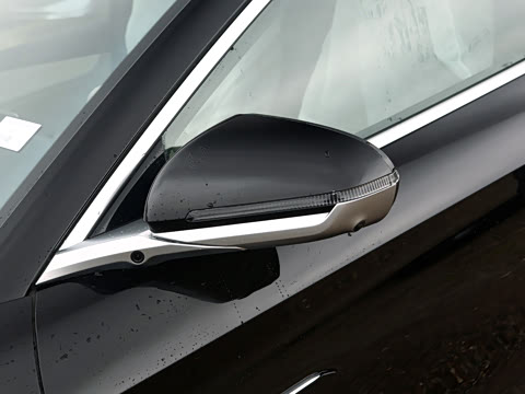 2025�� EV �Ǽݰ� 701KM�����״�������