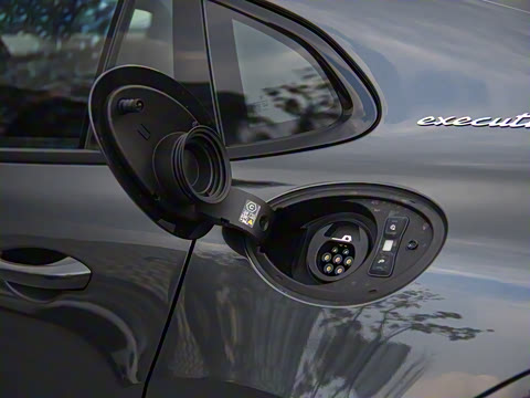 2024�� Panamera 4 E-Hybrid �����ӳ��� 2.9T