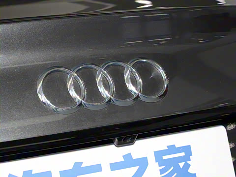 2025�� 200���������� 40 TFSI ����������