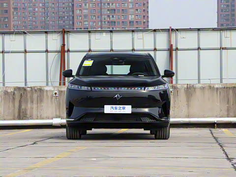 2025�� 210Ultra���̰� 6��