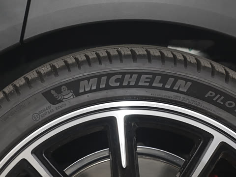 2025�� BRABUS ���ܰ�