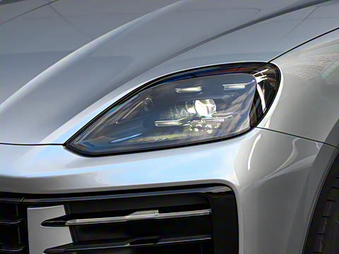 2024�� Cayenne Coup�� E-Hybrid 2.0T