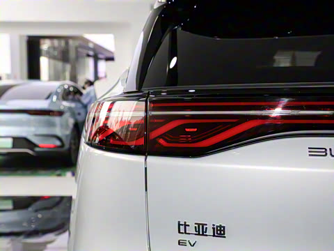 2024�� EV ��ҫ�� 635KM �����콢��