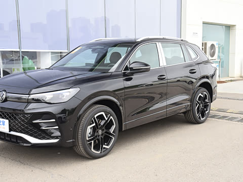 2025�� PRO 380TSI ���� R-Line �����