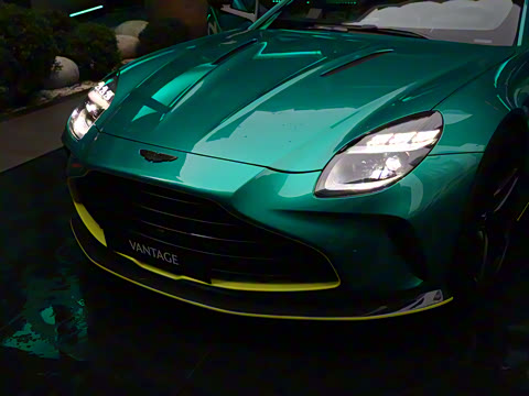 2024�� 4.0T V8 Coupe