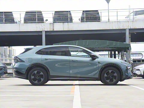 2025�� 702 �������� Max