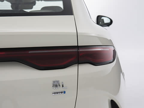 2025�� EV 545KM׿Խ��