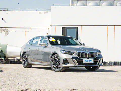 2025�� 530Li ������ M�˶���װ