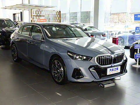 2025�� 530Li xDrive M�˶���װ