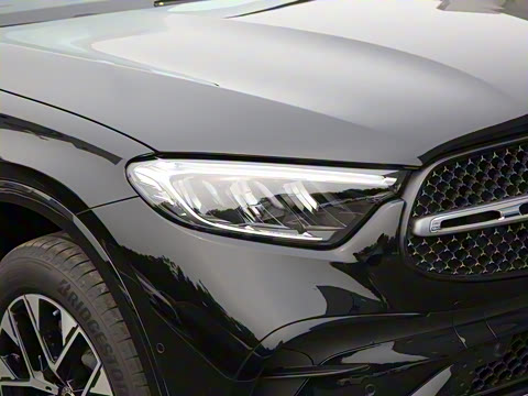 2024�� GLC 260 L 4MATIC ������ 7��