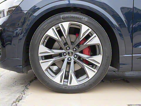 2024�� 55 TFSI ����������