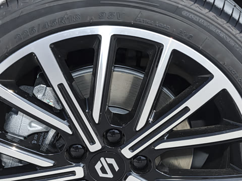 2025�� 550������