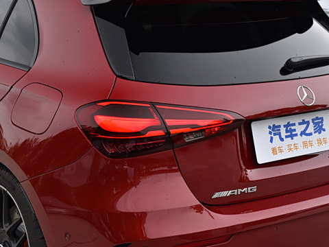 2024�� AMG A 45 S 4MATIC+