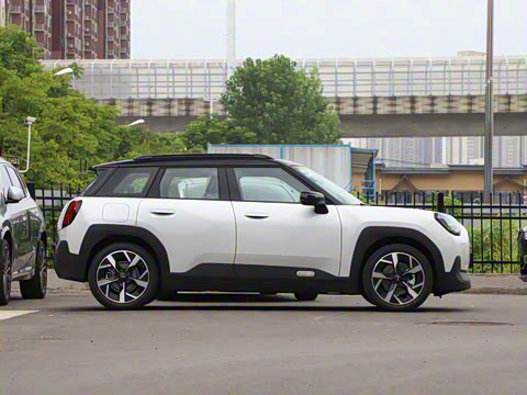 2024�� E ������