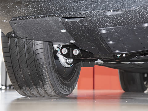 2025�� 825 Max��