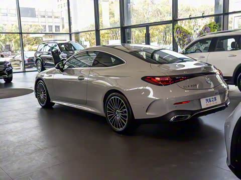 2025�� CLE 300 4MATIC �����ͽ��ܳ�