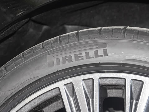 2025�� �Ŀ� 55 TFSI quattro ����������