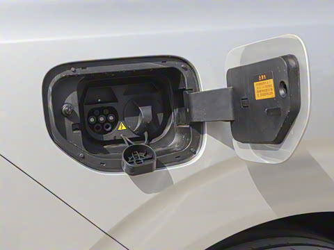 2025�� 210Max�Ǽݰ� 6��