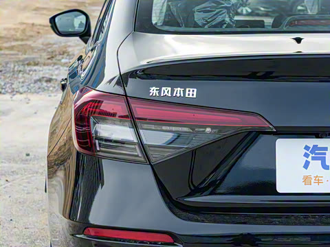 2025�� 240TURBO CVT ��ȤPlus