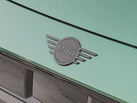 2025�� JOHN COOPER WORKS