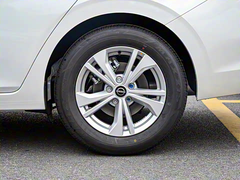 2025�� 1.6L CVT���İ�