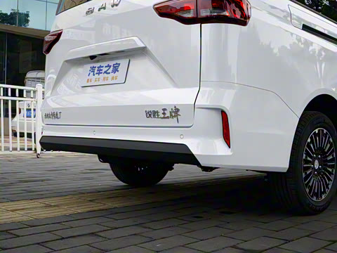 2025�� 2.0L �Զ���������� 9��