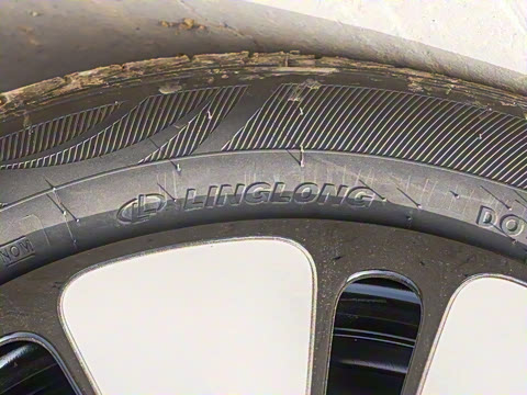 2025�� 410km ��Ϭ������