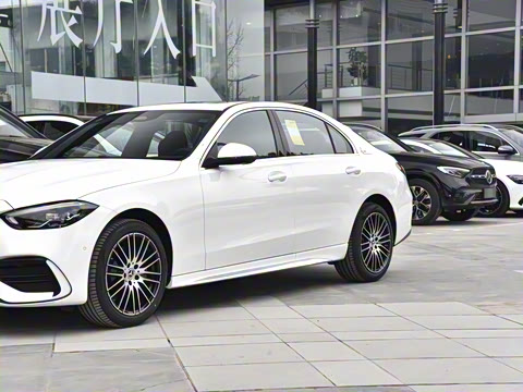 2025�� �Ŀ� C 200 L �˶���