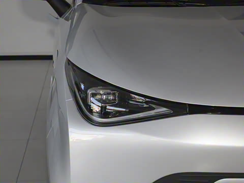 2025�� Mate 300km̤�˰�