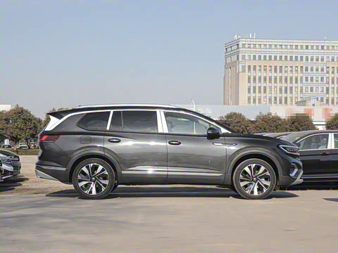 2025�� 380TSI �����콢ʤ�� ������ 6��