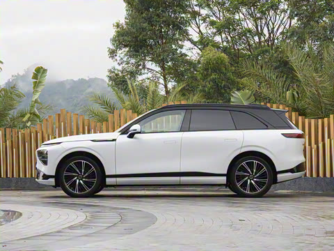 2025�� 680 ������������ Max