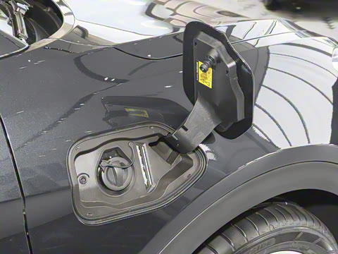 2025�� 688MAX 160kW