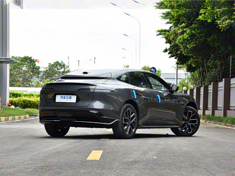 2025�� Max�����