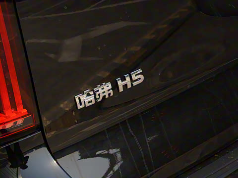 2025�� 2.0T�Զ�������Ӣ�� ����