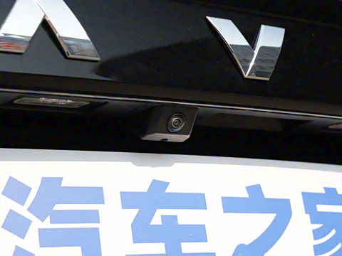 2025�� 2.0T�Զ�������Ӣ�� ����