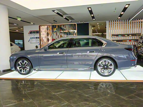 2023�� 740Li ������ ������װ