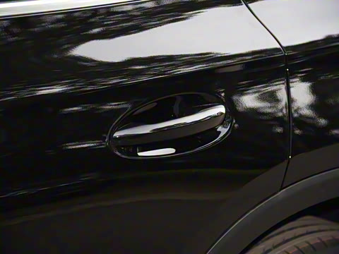 2025�� �Ŀ� GLC 260 L 4MATIC ������