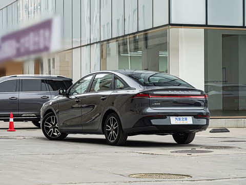 2025�� 450km ������