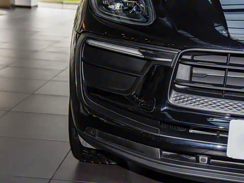 2025�� Macan 2.0T ���ΰ�